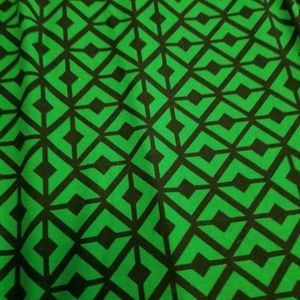 LuLaRoe Green & Black Perfect T